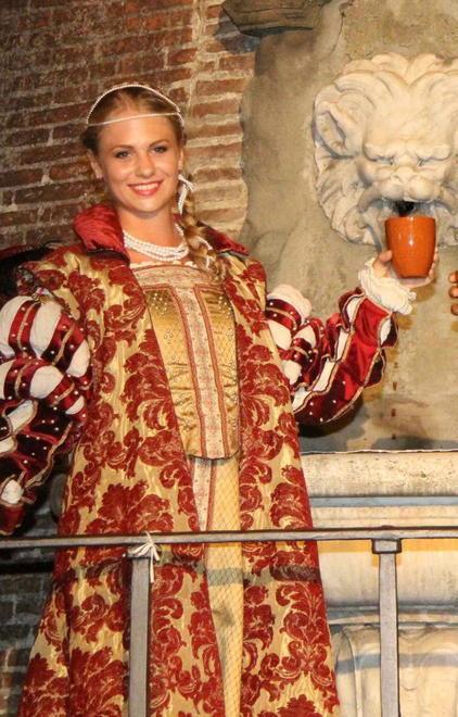 In migliaia all’Assedio alla Villa 
