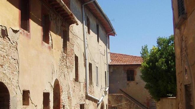 Il borgo-fantasma di Toiano protagonista domani sera di “Ballarò” su RaiTre
