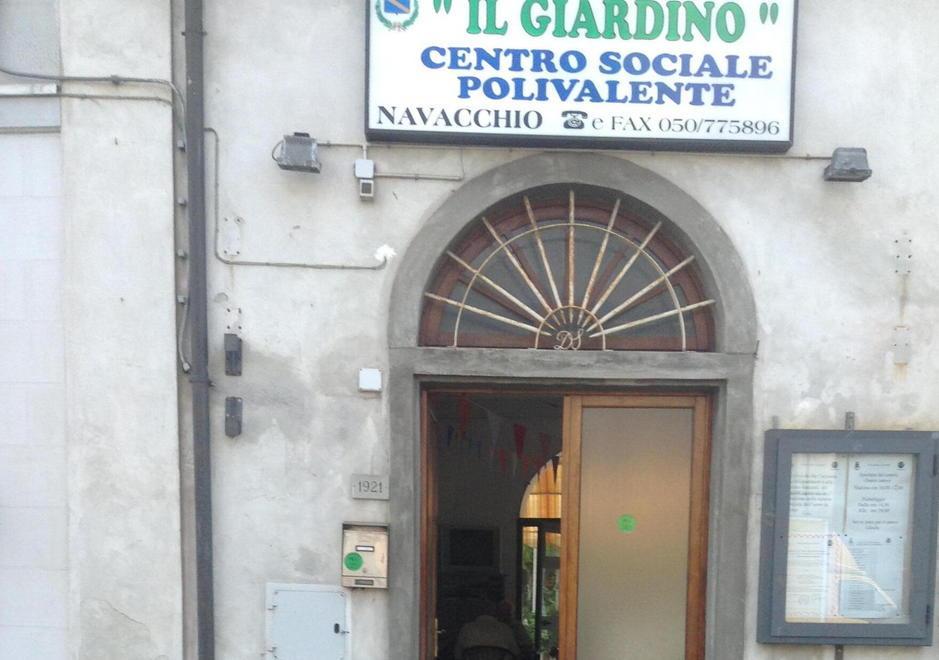I carabinieri lo arrestano ma niente carcere, subito libero