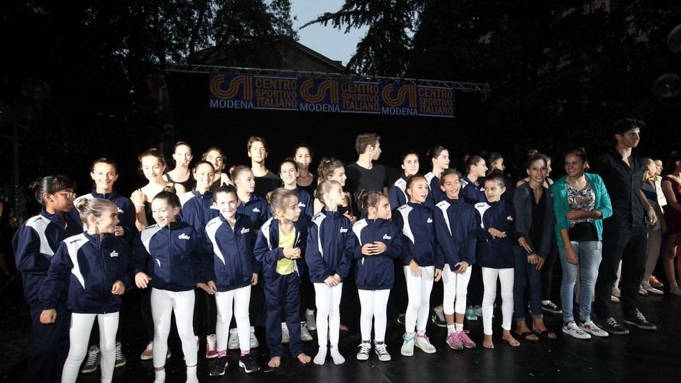 Danza e ginnastica, successo in piazza Mazzini