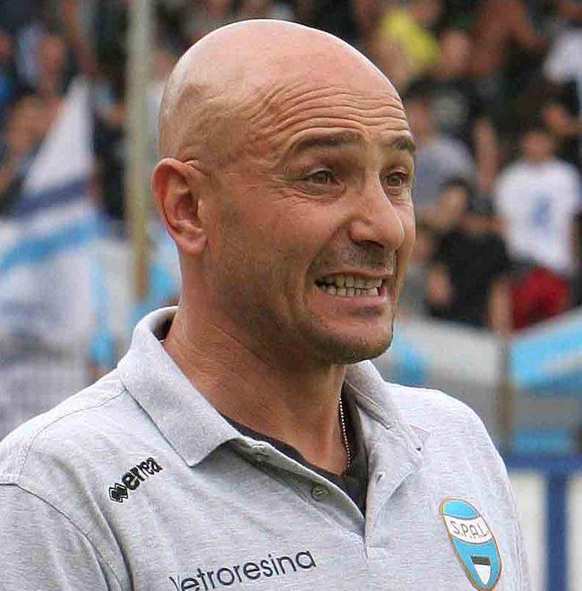 Brevi applaude i suoi «Successo del gruppo Dominio premiato» 