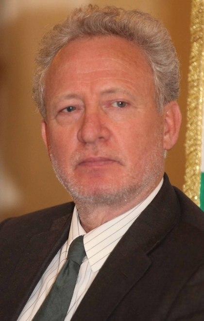 Pd, ancora un mese per le liste 