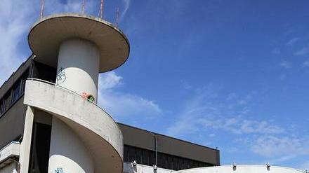 Bloccate cento assunzioni al maxi-panificio nell’ex Plp