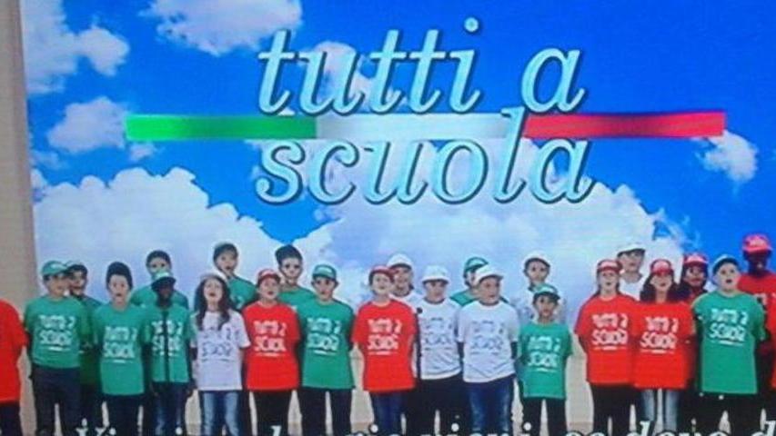 Studenti cantano al Quirinale