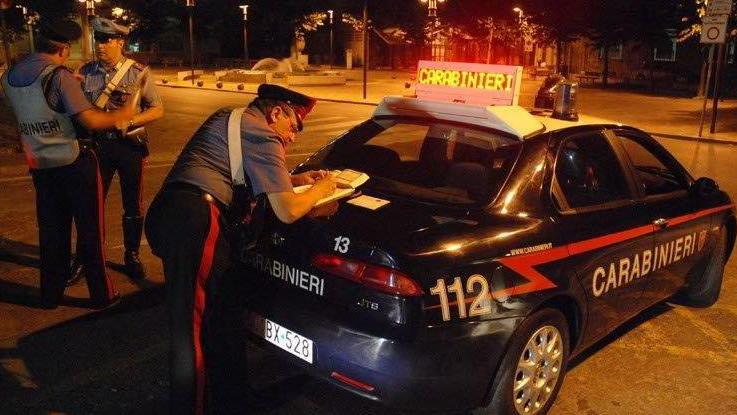 Bloccati aspiranti ladri con chiavi e grimaldelli