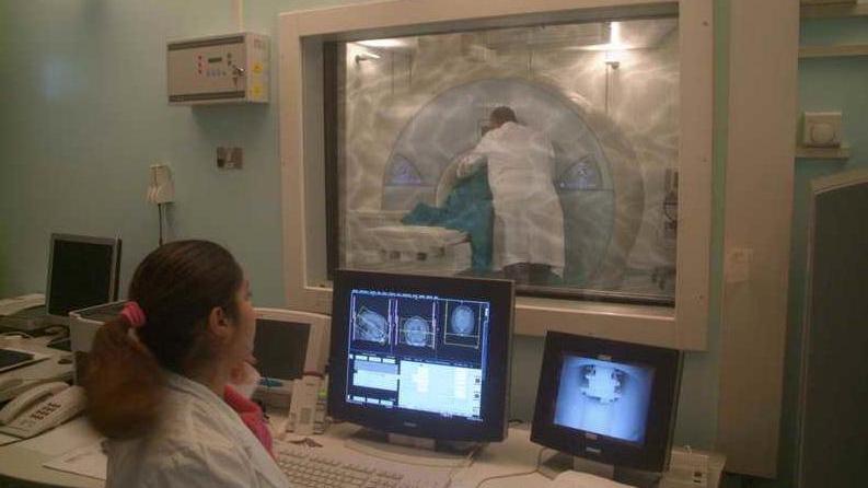 L’Asl va a caccia di 5.600 esami in più