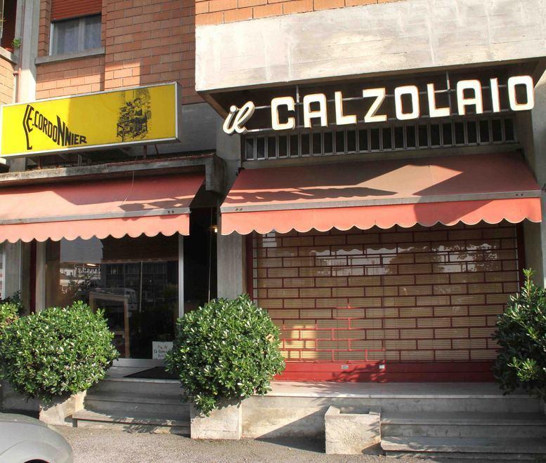 Colpo dal calzolaio danni e bottino per 6000 euro