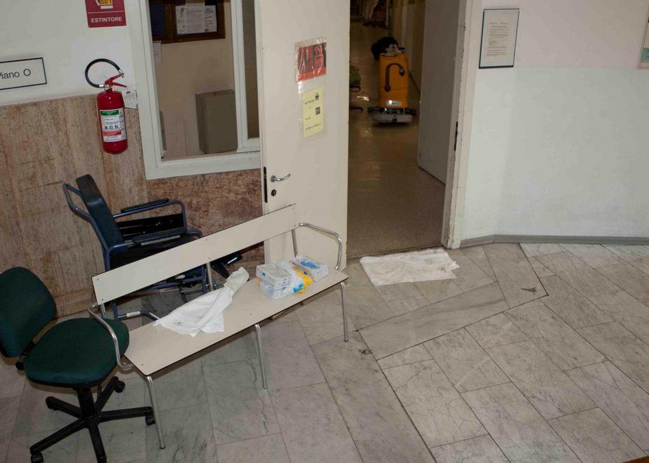 I vandali allagano gli ambulatori Ausl 