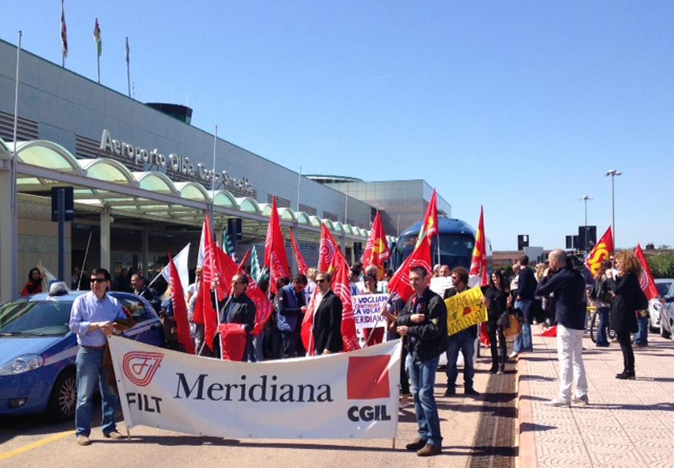 Meridiana, appena 45 giorni per evitare i licenziamenti 
