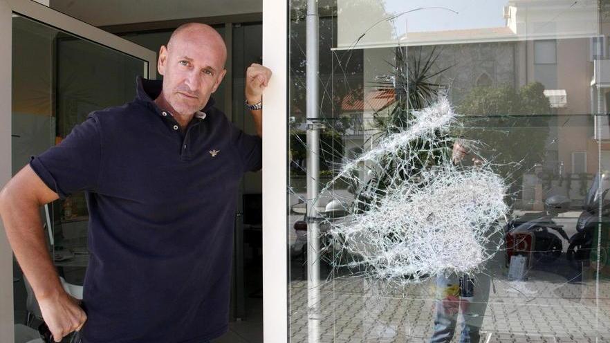 Furti, doppio assalto a due negozi di Lido