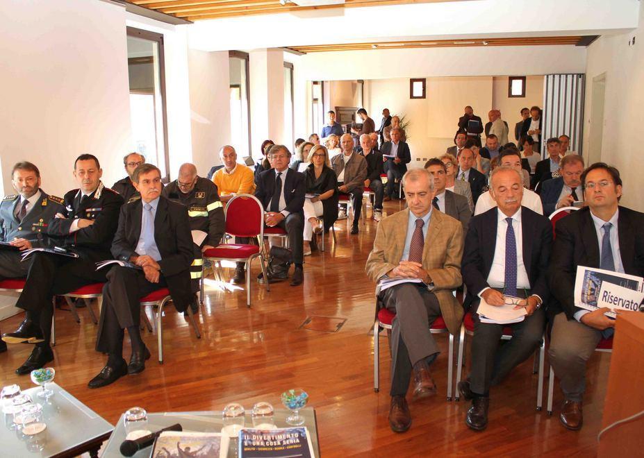 Lotta all’abusivismo anche nelle discoteche 