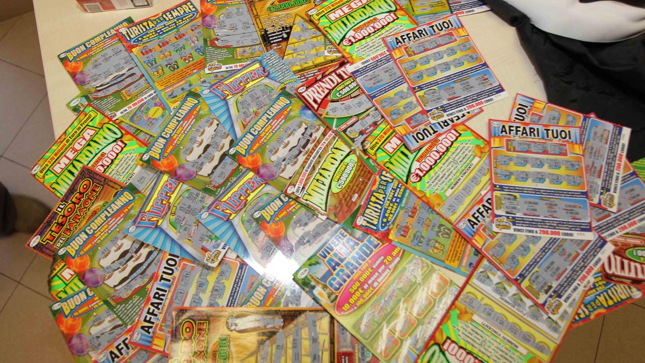 Furto in edicola, rubati soldi e gratta e vinci