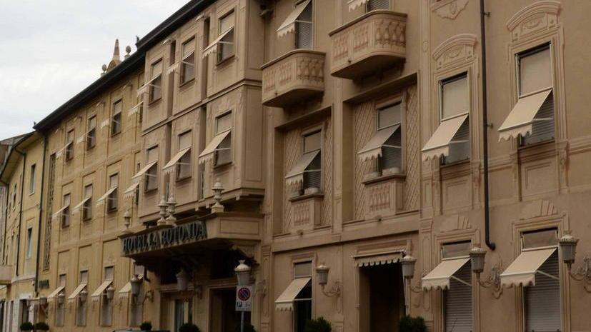 Chiude lo storico albergo “La Rotonda” di Pontedera