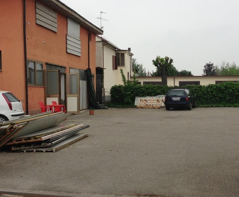 Accoltellò il fratello: cinque anni 