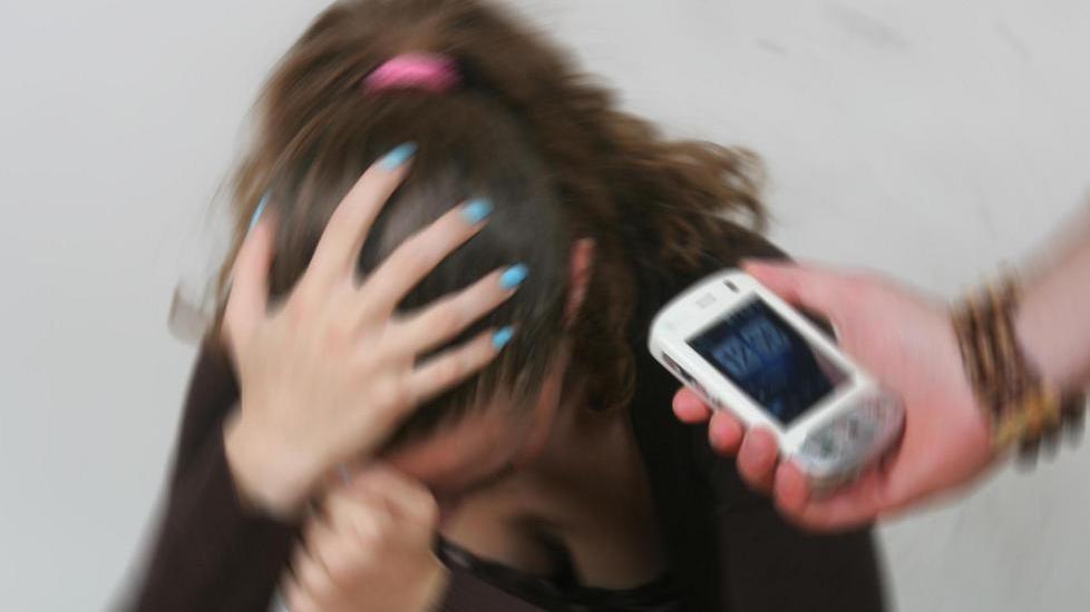 «Stalking, ammonire funziona»