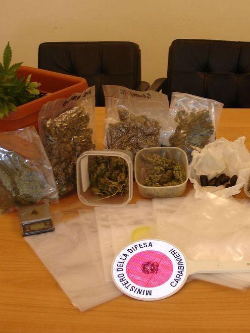 Arrestati due baby spacciatori 