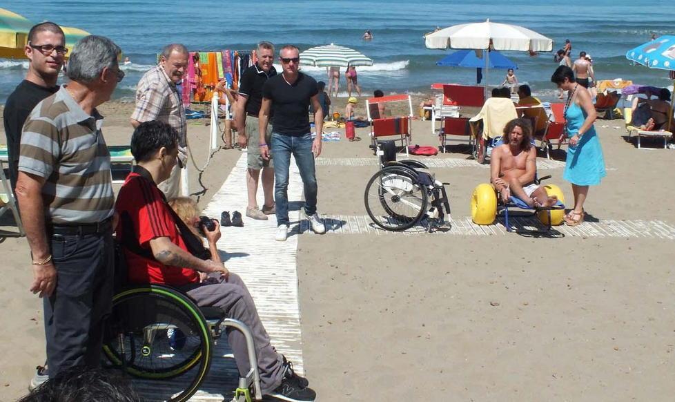 Accessi al mare per disabili ok definitivo per un piano 