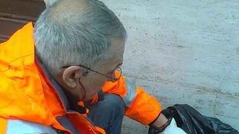 Mobili lasciati in strada: multa di 600 euro