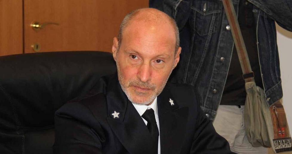 De Falco trasferito: «Sono amareggiato» 
