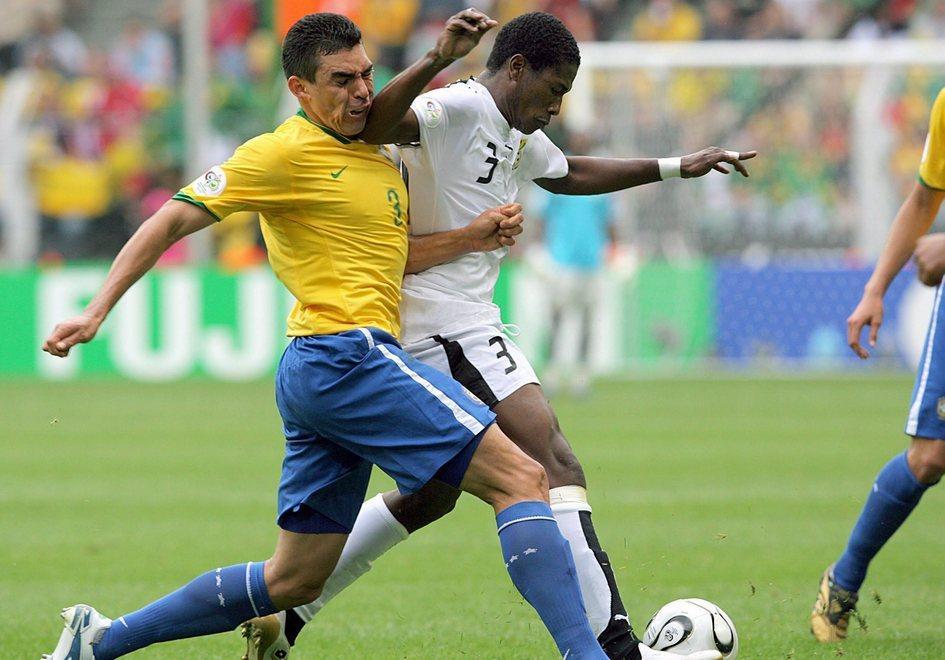 Magia nera dietro i gol di Gyan: follia 