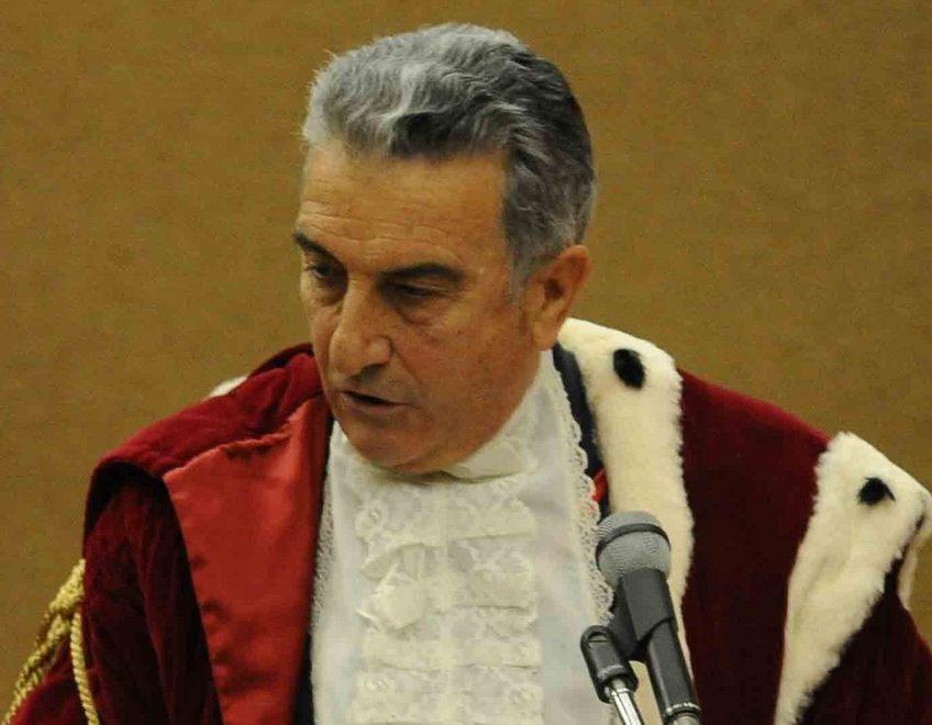 Il Pg Ettore Angioni lascia la toga 
