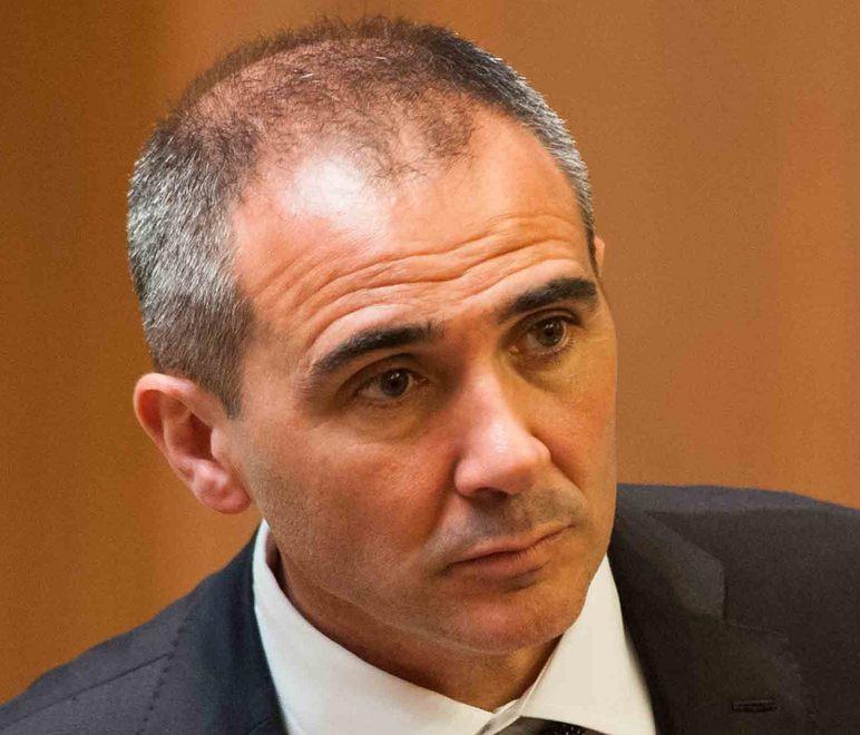 «Quindici milioni per gli studenti» 