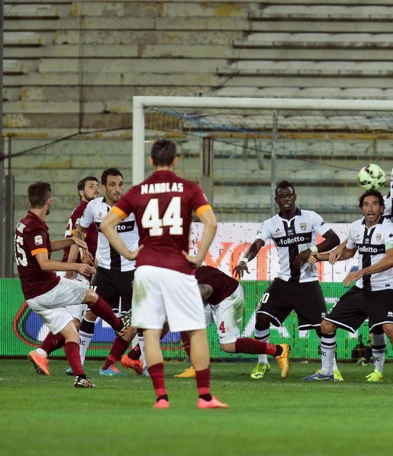 Pjanic toglie dai pasticci la Roma 