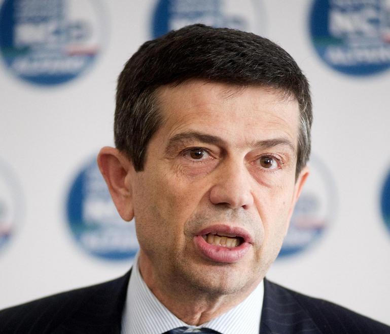 Stop ai licenziamenti, ma è alta tensione 