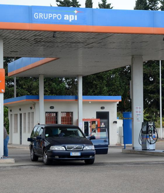 Emigrato ringrazia la correttezza di un benzinaio