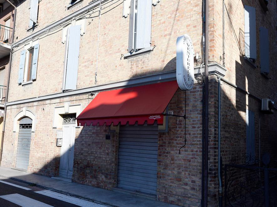 La rapina in gioielleria era un’invenzione 