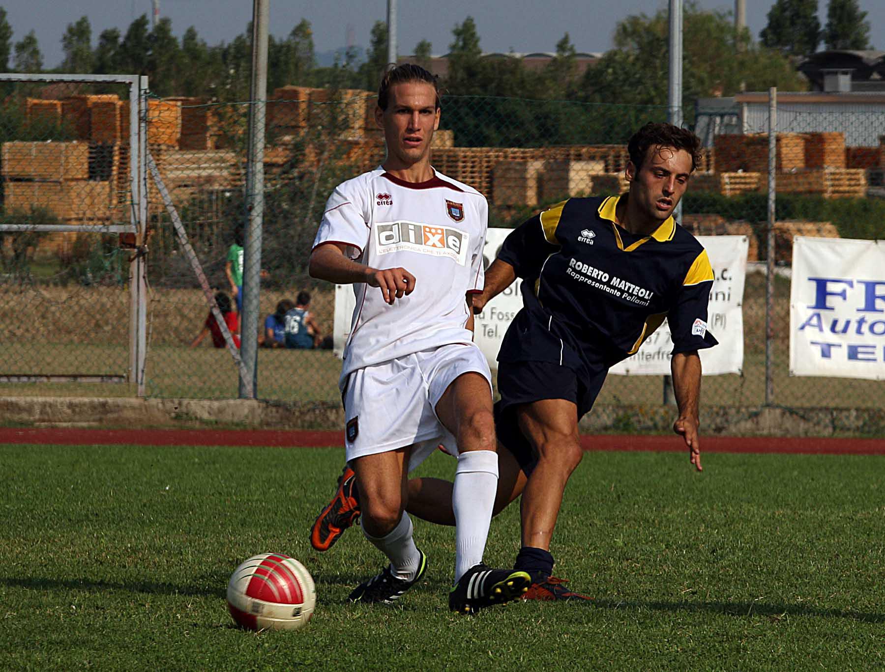 Si accende il mercato del Prato, Luci al Querceta. I Mobilieri Ponsacco