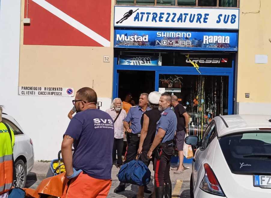 PORTA CANNE DA Pesca A Parete Porta Canne Da Pesca Verticale Per Garage EUR 17,79 - IT