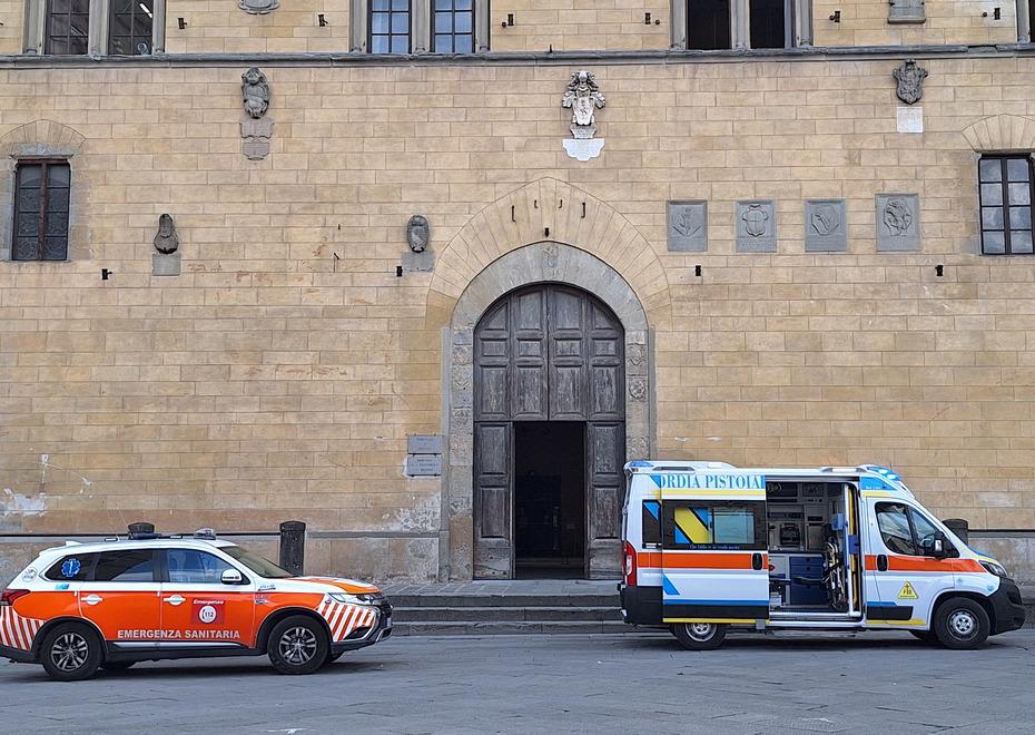 Pistoia Giudice Di Anni Accusa Un Malore Momenti Di Paura In