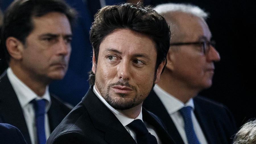 Giambruno lascia la conduzione de Il diario del giorno: la nota di  Mediaset La Nuova Sardegna