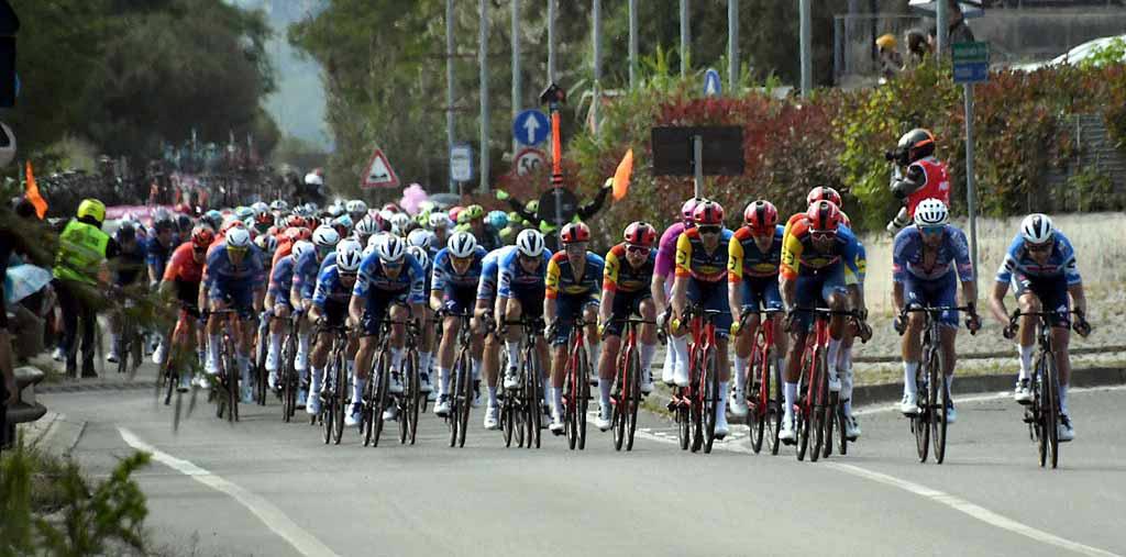 Giro D Italia La Sesta Tappa Torre Del Lago Rapolano Il Percorso