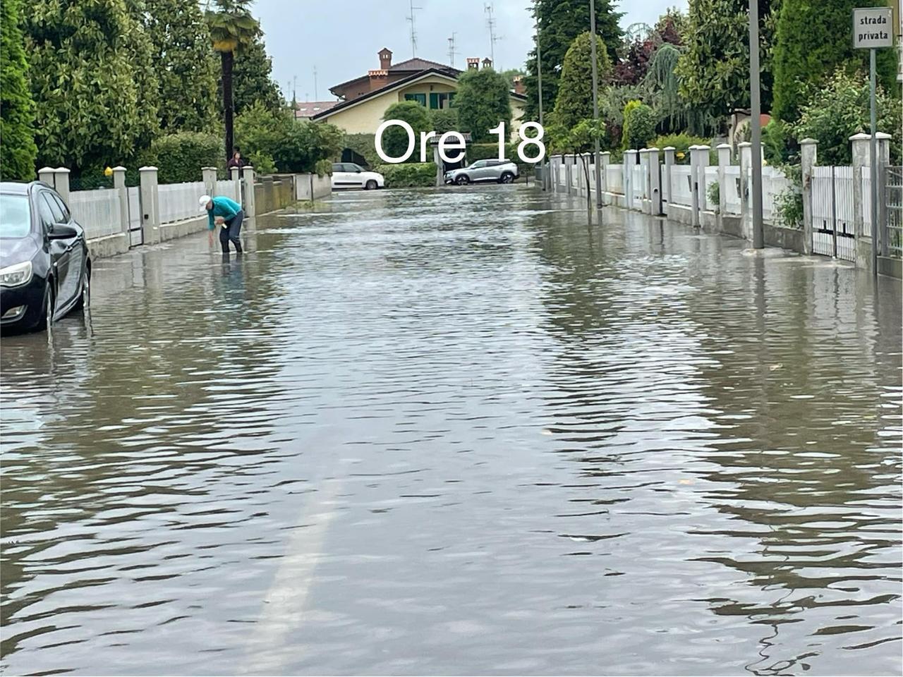 Reggio Emilia, Strade Come Fiumi E Scuole Chiuse: La Grandine Si ...