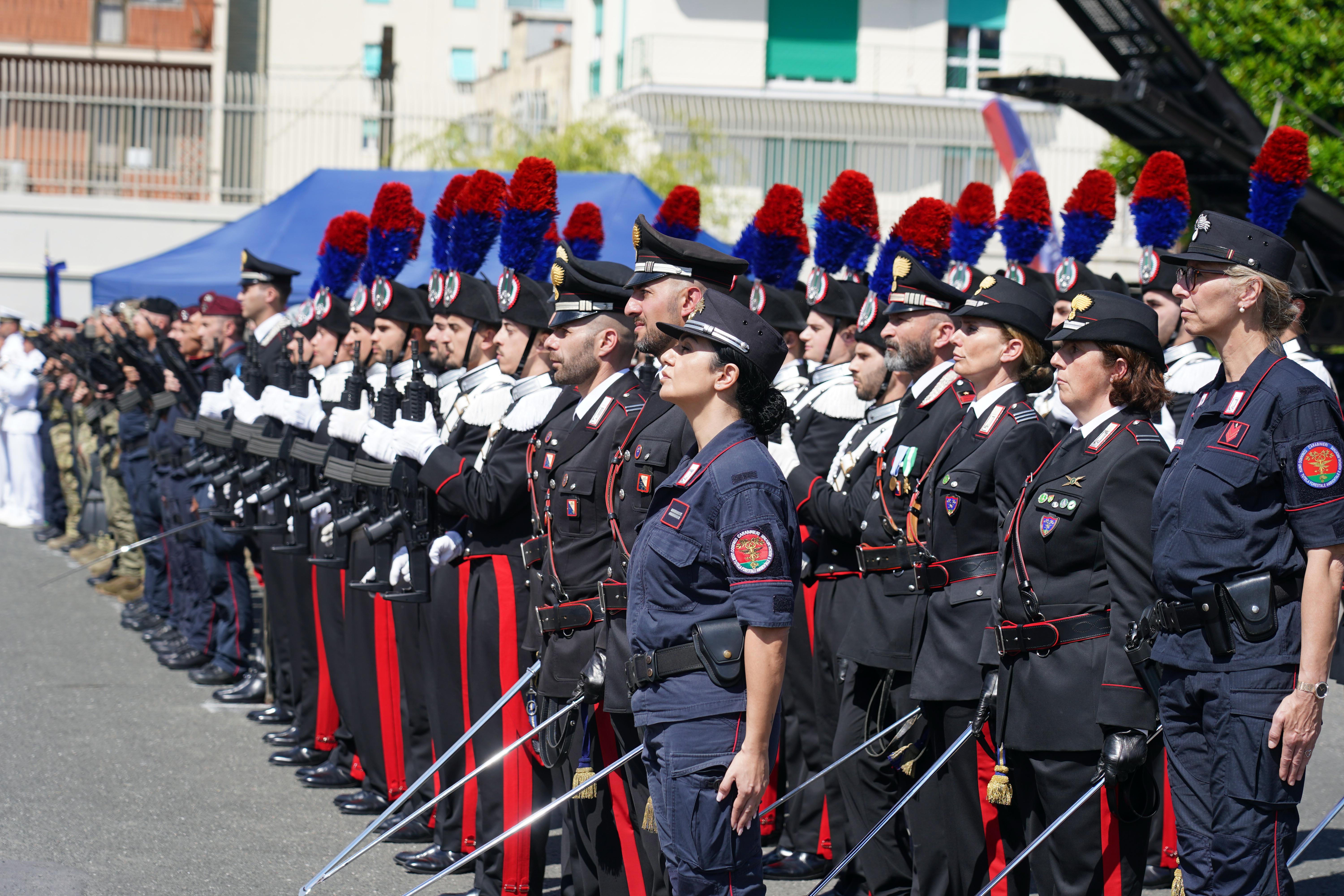 Carabinieri In 18 Premiati Alla Festa Di Livorno Un Esempio Da carabinieri-in-18-premiati-alla-festa-di-livorno-un-esempio-da