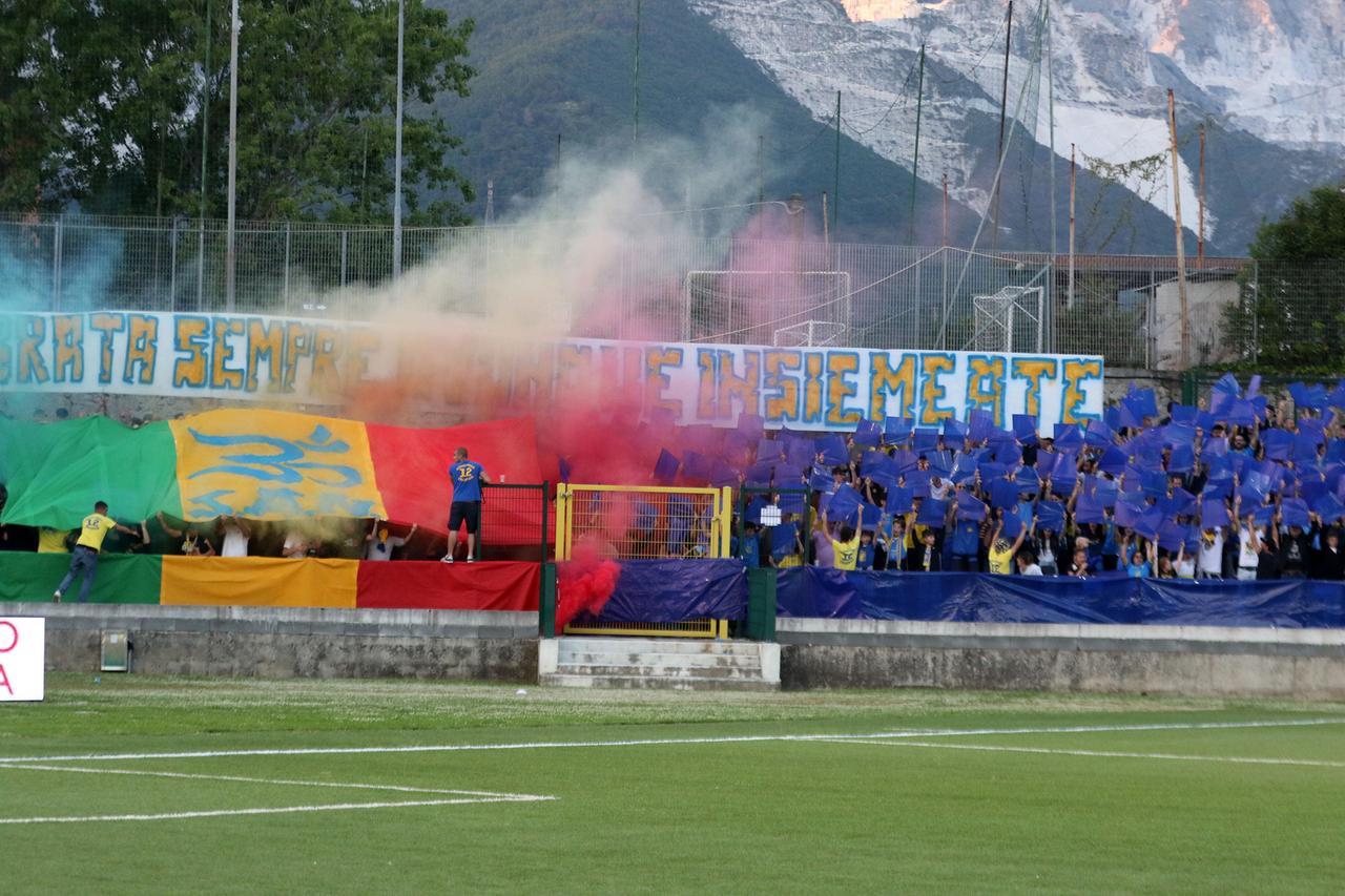 Carrarese-Vicenza, Allo Stadio Dei Marmi Più Biglietti Per La Finale ...