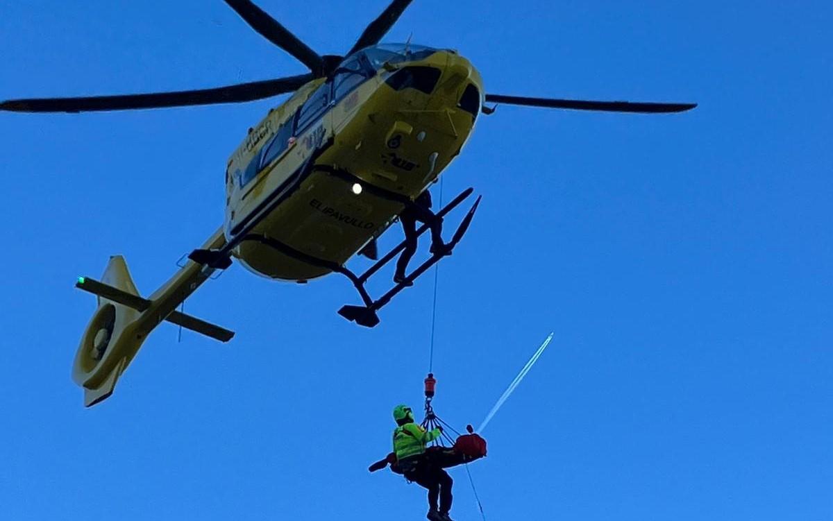 Escursionista cade lungo il sentiero, recuperato dal soccorso alpino ...