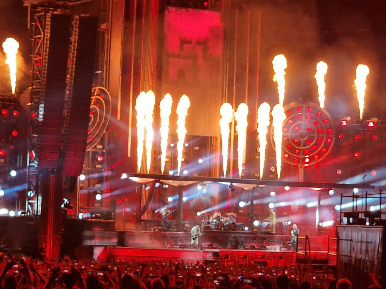 Rammstein in concerto alla Rcf Arena di Reggio Emilia, la photogallery ...
