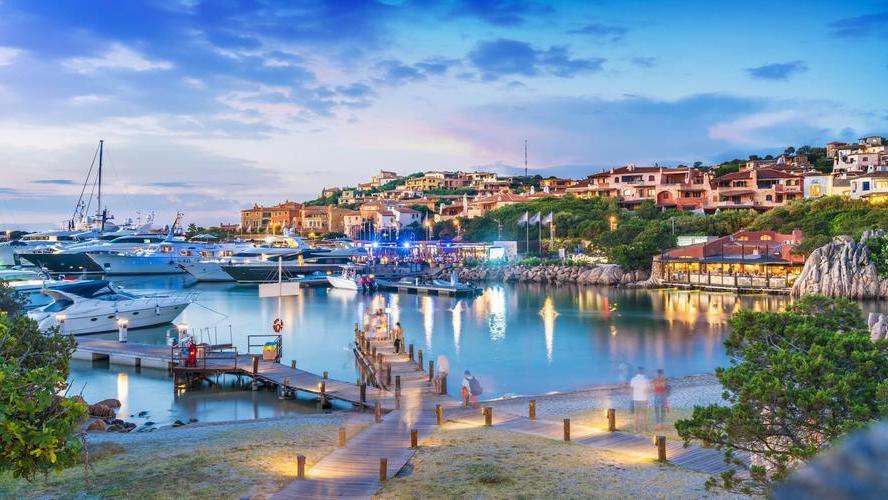 La Costa Smeralda Di Ieri E Di Oggi Meno Mondanit I Ricchi Vogliono la-costa-smeralda-di-ieri-e-di-oggi-meno-mondanit-i-ricchi-vogliono