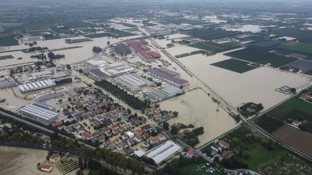 Incubo Alluvione In Emilia Romagna, Due Dispersi E Oltre Mille Sfollati ...