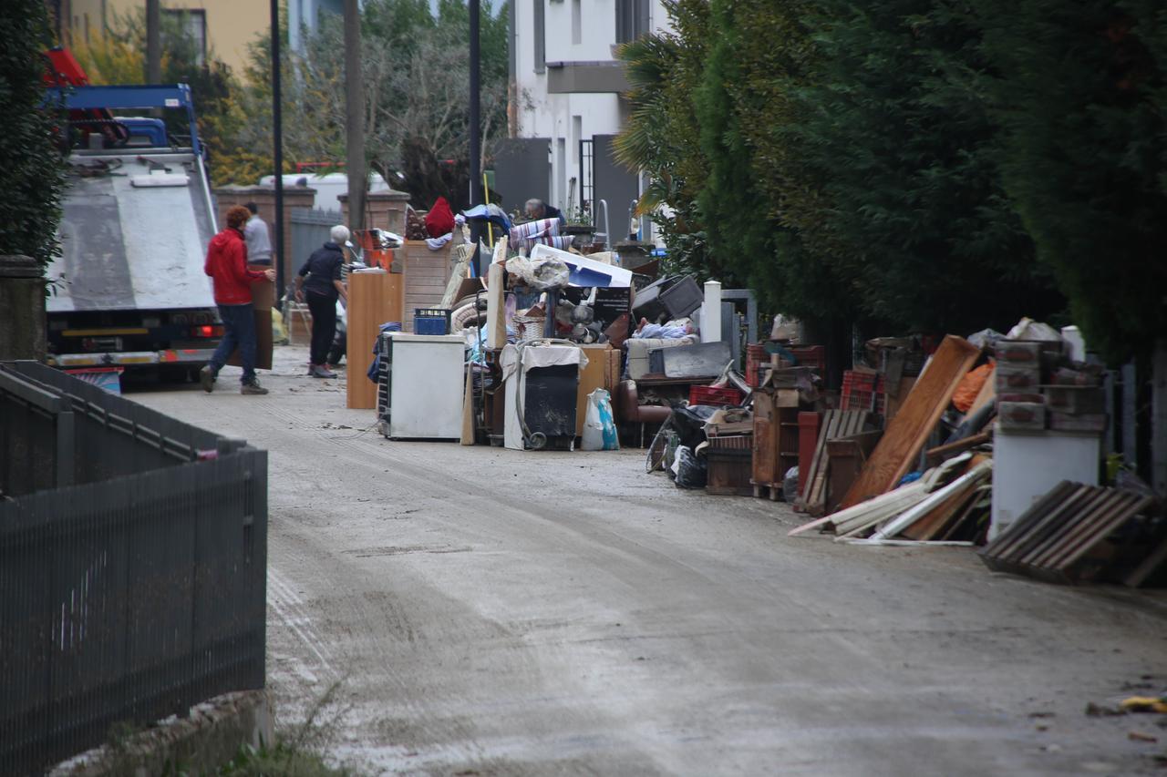 Flood, days of extraordinary tetanus and flu vaccinations Gazzetta di Reggio