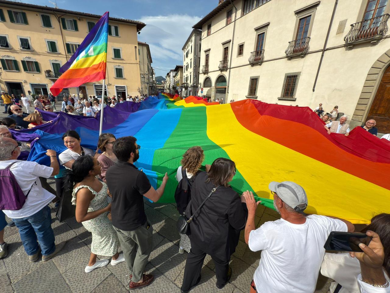 https://api-sites-prd.saegroup.abinsula.com/api/social/image/contentid/policy:1.100715929:1748879390/bandiera.jpeg