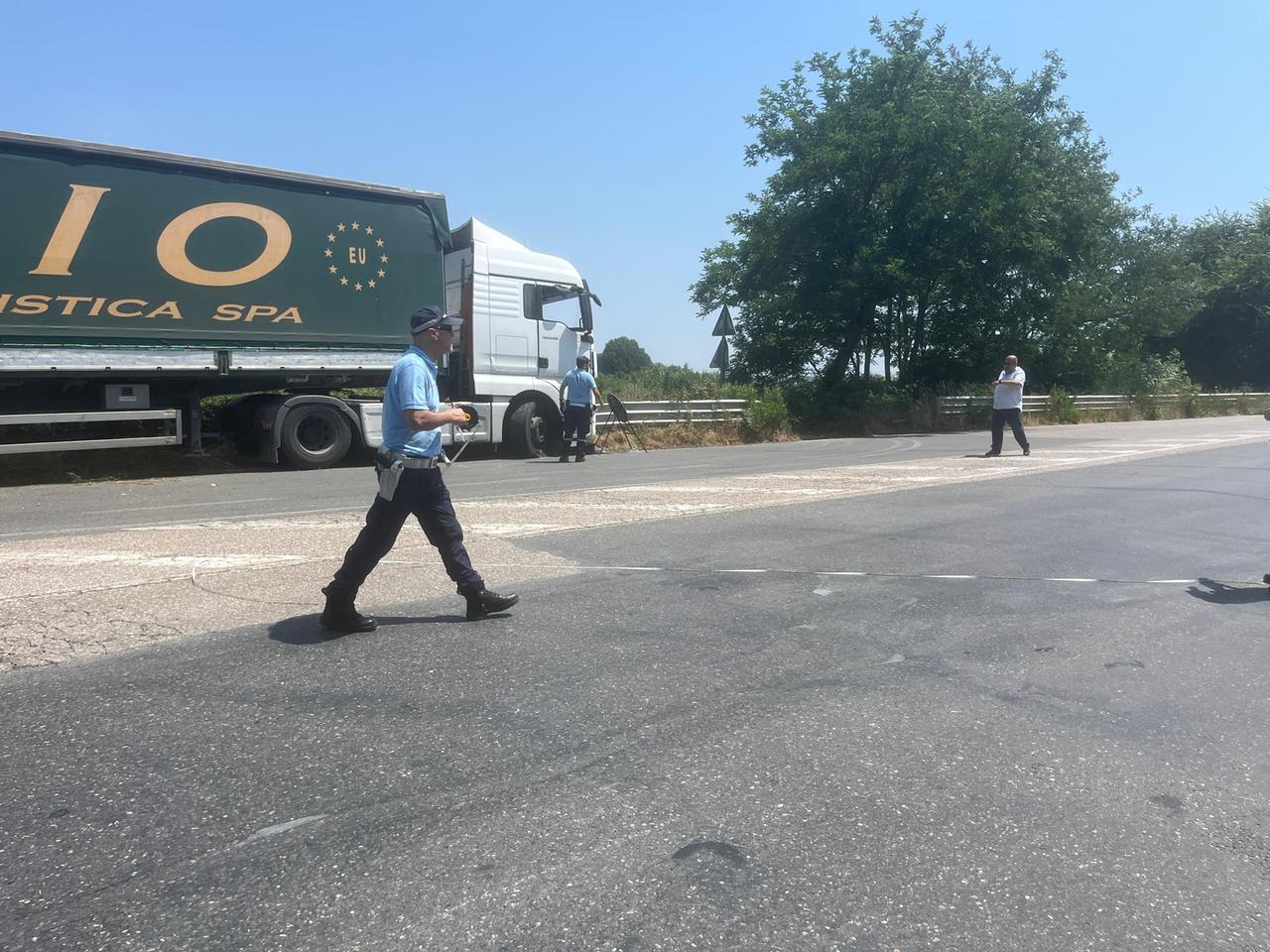 https://api-sites-prd.saegroup.abinsula.com/api/social/image/contentid/policy:1.100727712:1751020619/camionrota.jpeg