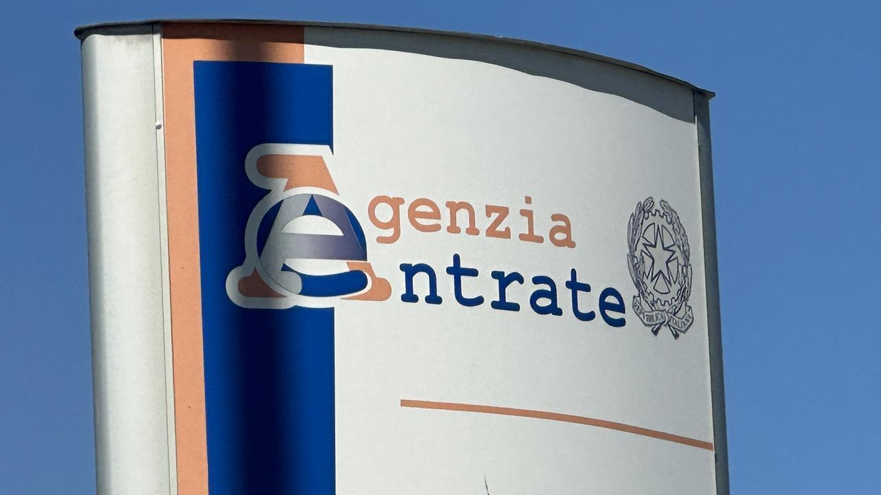 quiz 2700 funzionari agenzia delle entrate