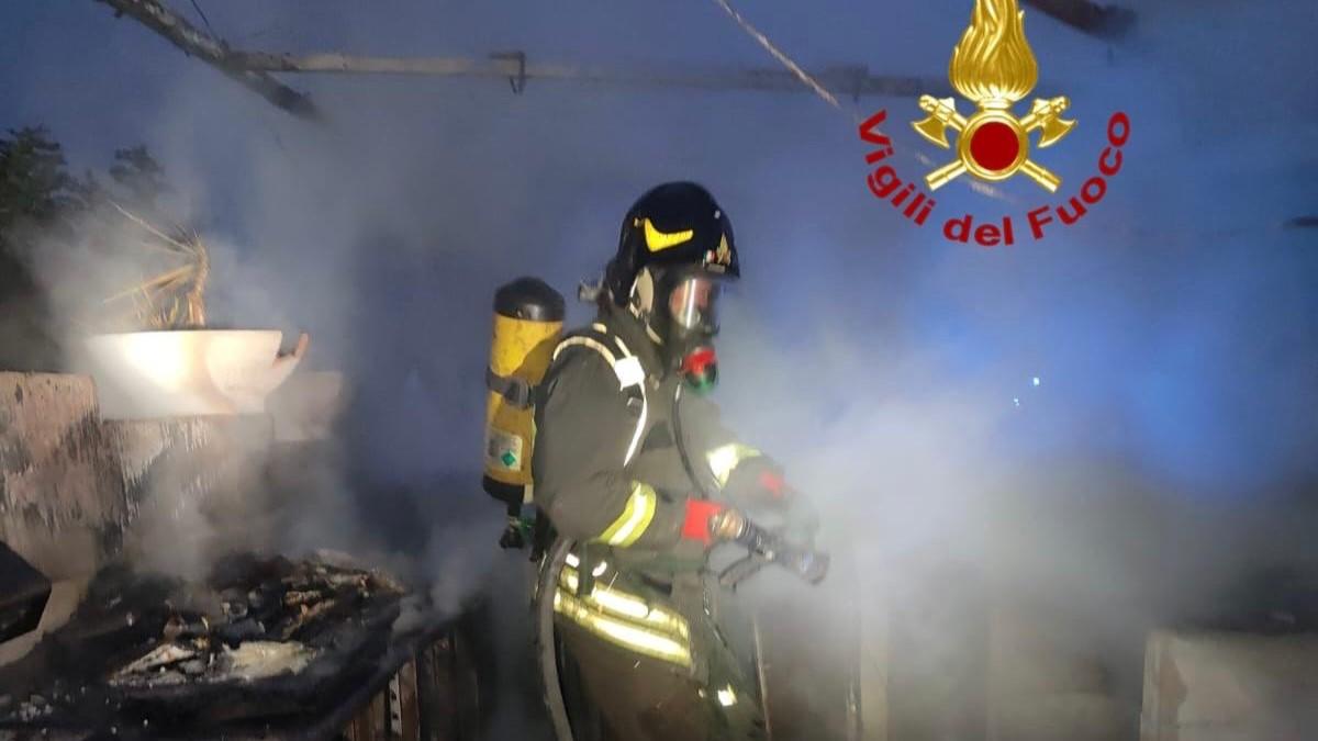 Alghero, rogo doloso nella notte al Maden: i gestori: «Mai ricevuto ...
