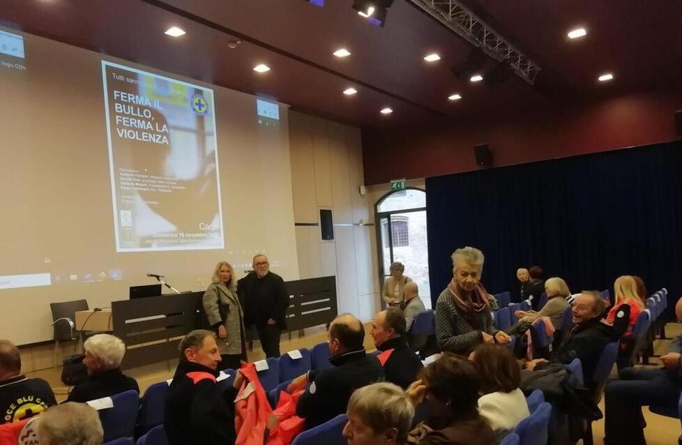 «Però lui mi ama»: quando l'amore diventa una catena