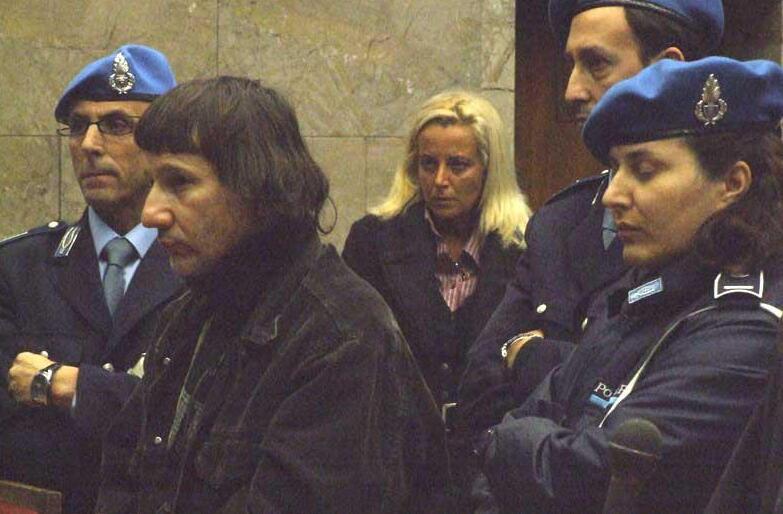 pisa-ragazza-uccisa-con-54-coltellate-stop-alla-revisione-del