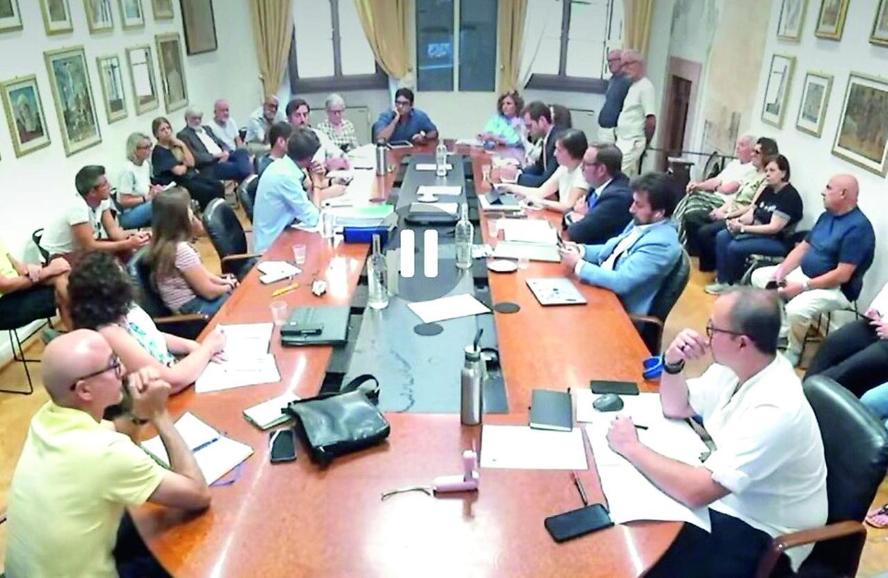https://api-sites-prd.saegroup.abinsula.com/api/social/image/contentid/policy:1.100913645:1788506247/commissione.jpg